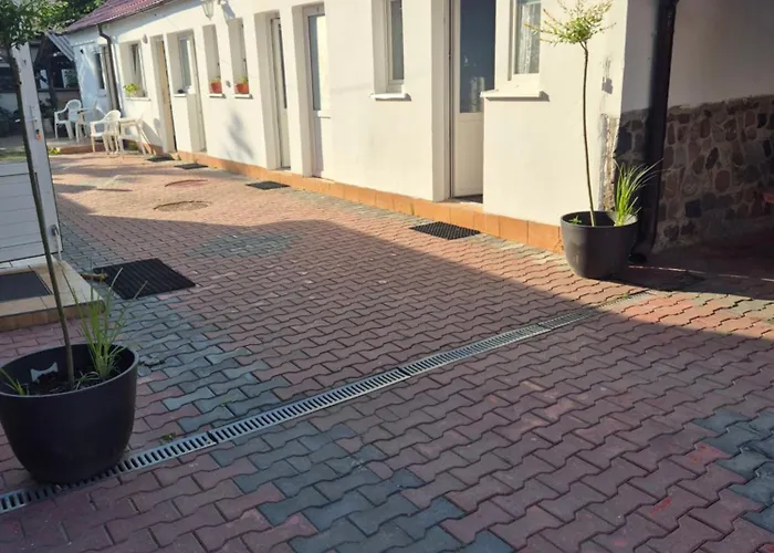 Neptun Semesterbostad Rewal